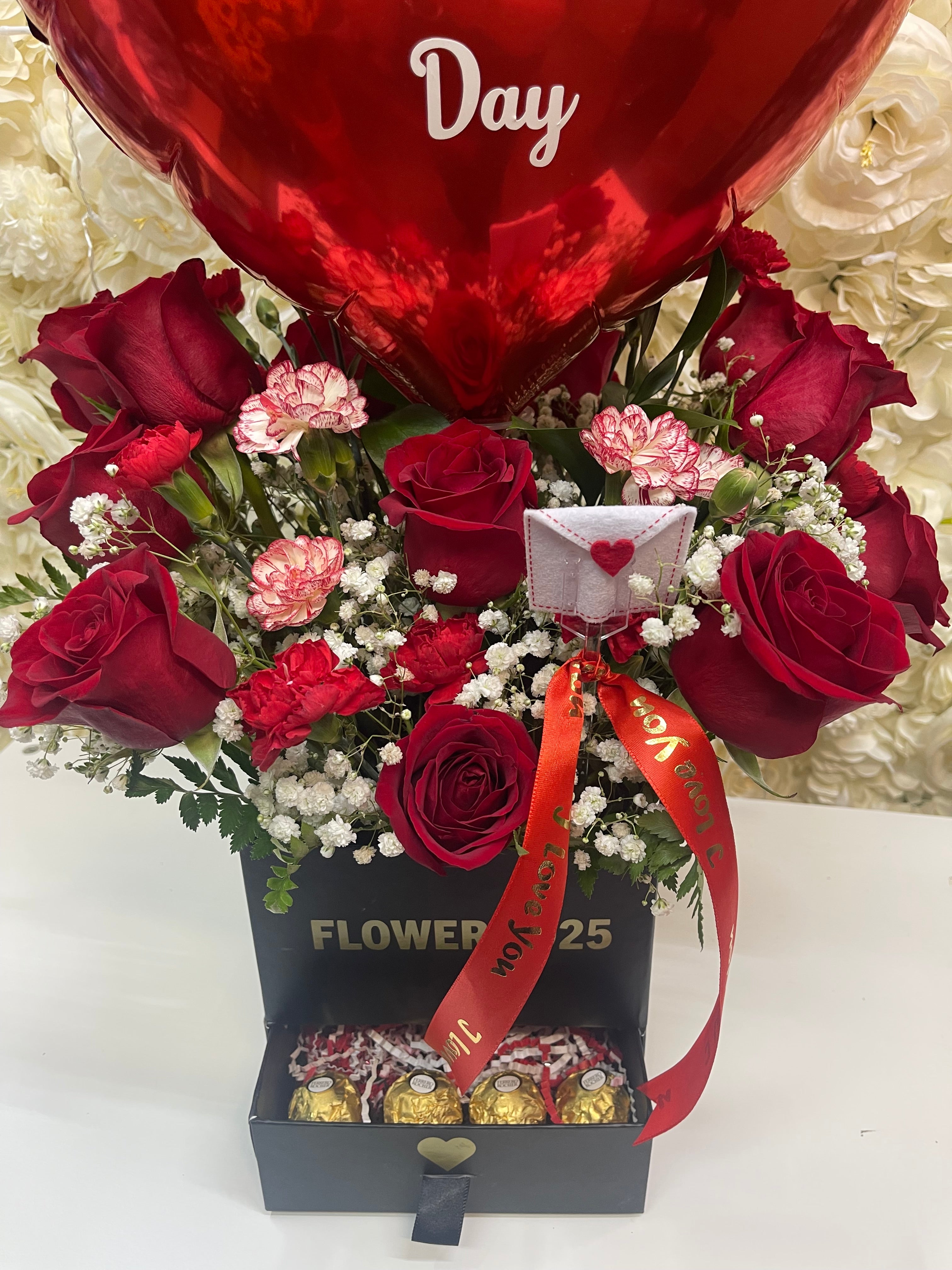Balloon Box with chocolates